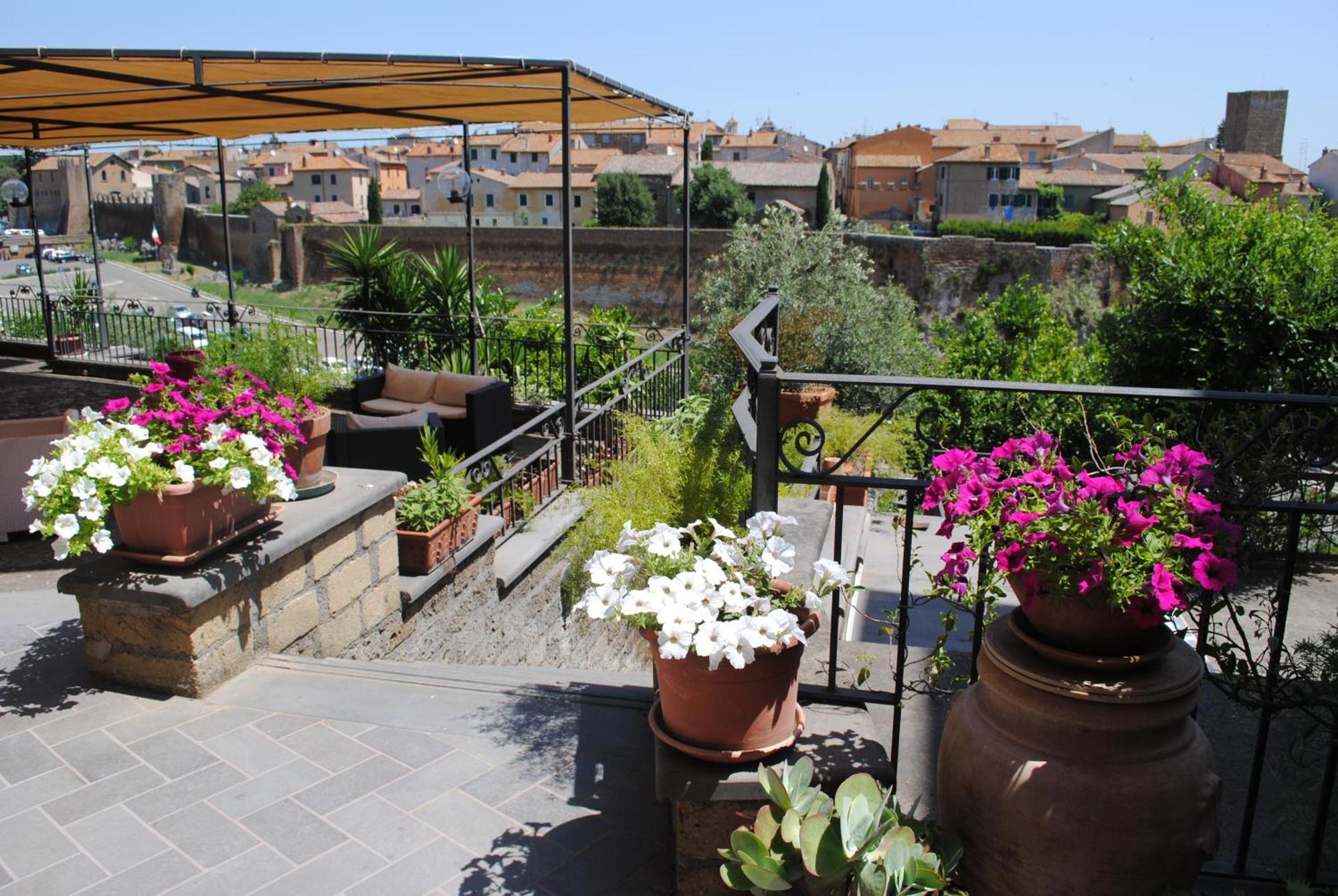 Hotel Tuscania Panoramico Eksteriør bilde
